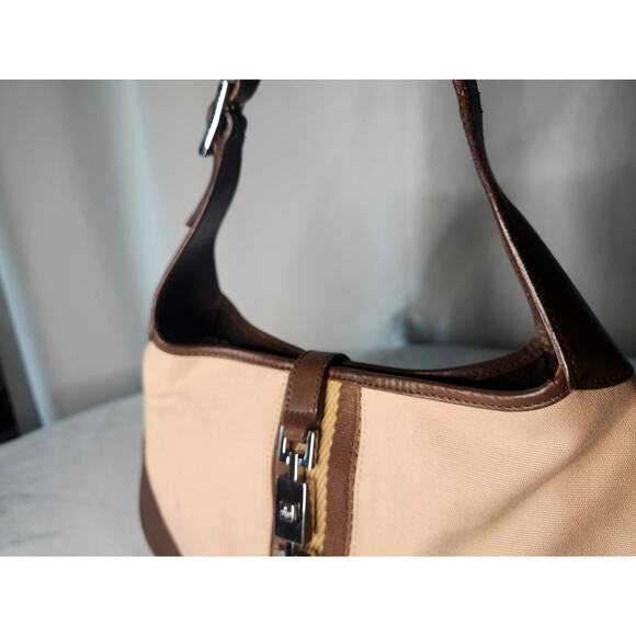 Gucci Jackie Shoulder Bag in Beige with Brown Vintage Small Adjustable Strap - Picture 15 of 16